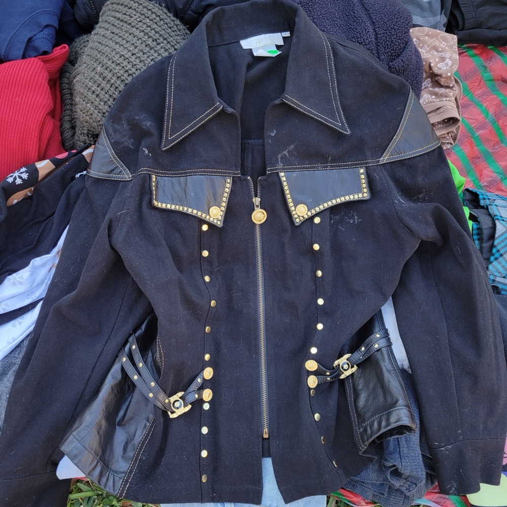 Cache vintage black jacket with gold accents
